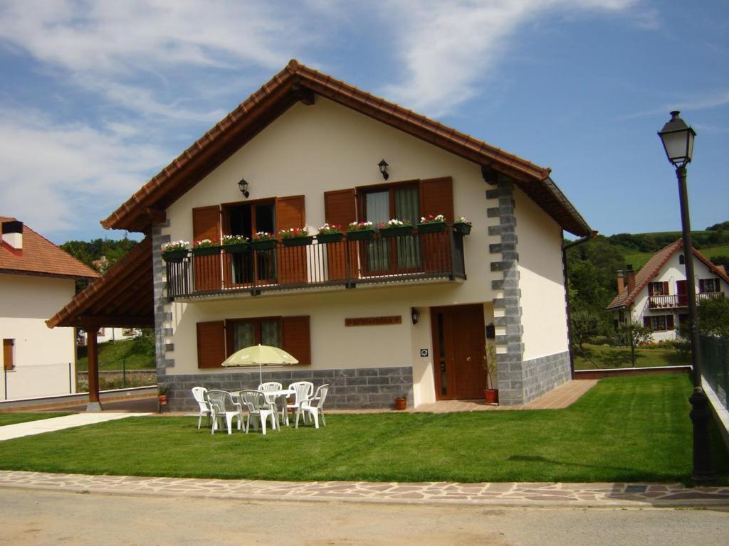 Casa Rural Irugoienea Espinal-Auzperri Exteriér fotografie